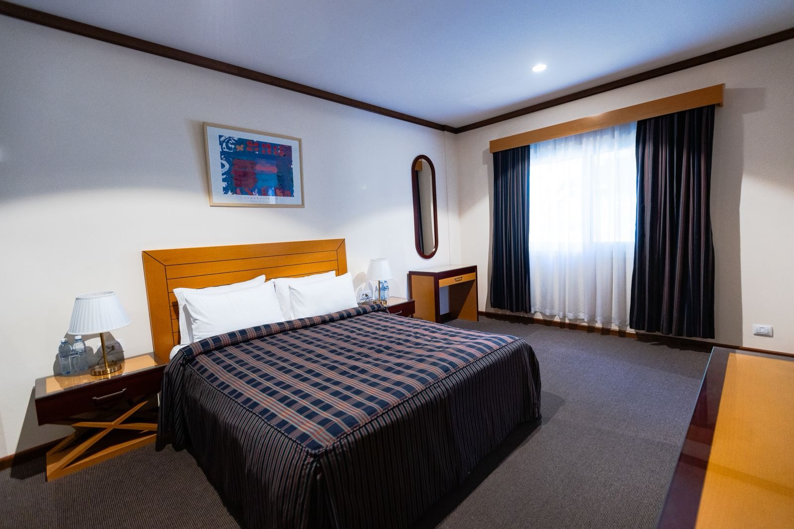 Bright sea-view room